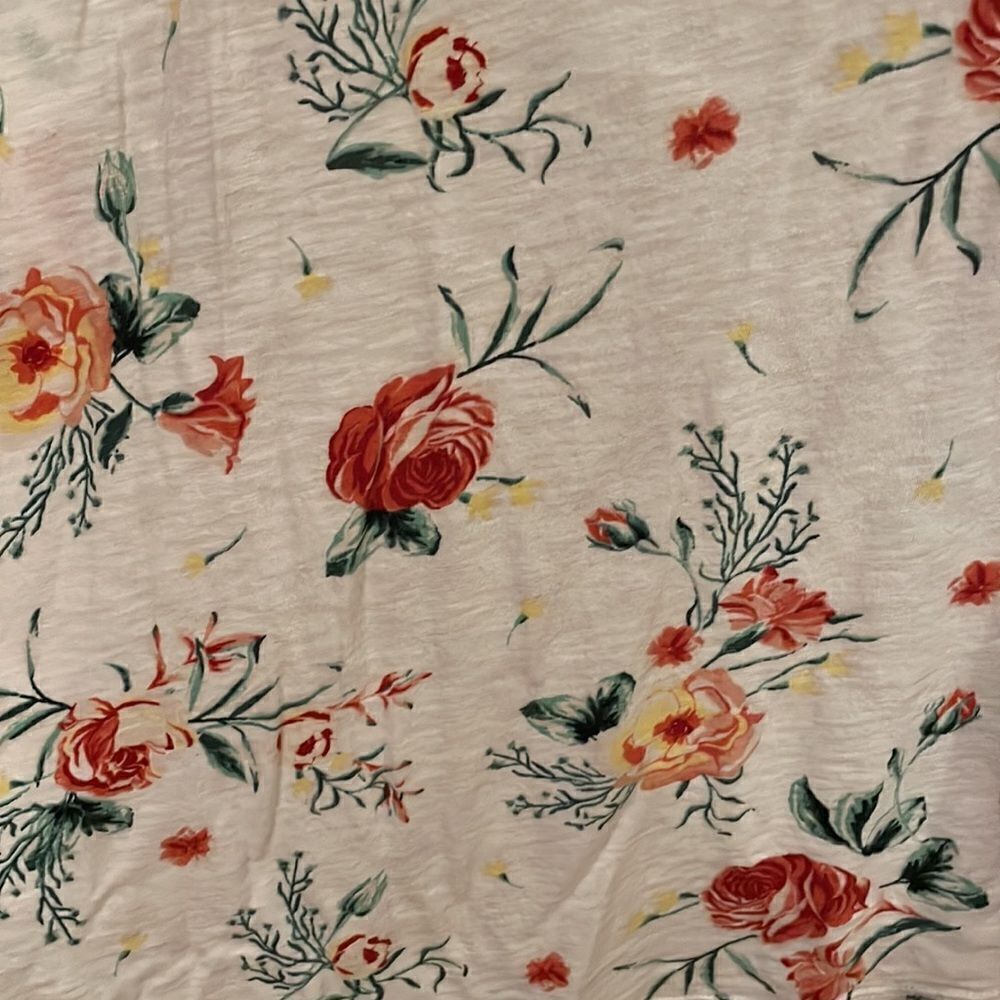 Torrid Fall Floral tank 🍁 - Picture 6 of 6